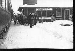 Ski Train - Craigleith - Knapman Collection 